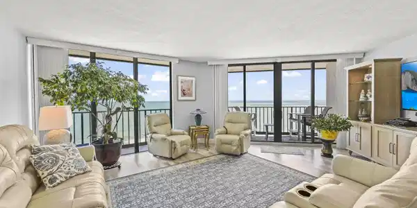 9650 S Ocean Drive