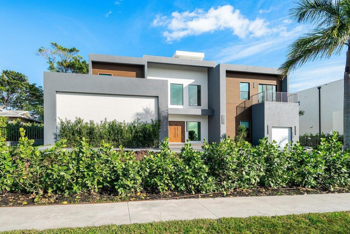 Image 2: 001-13480USHighway1-JunoBeach-FL-33408-S