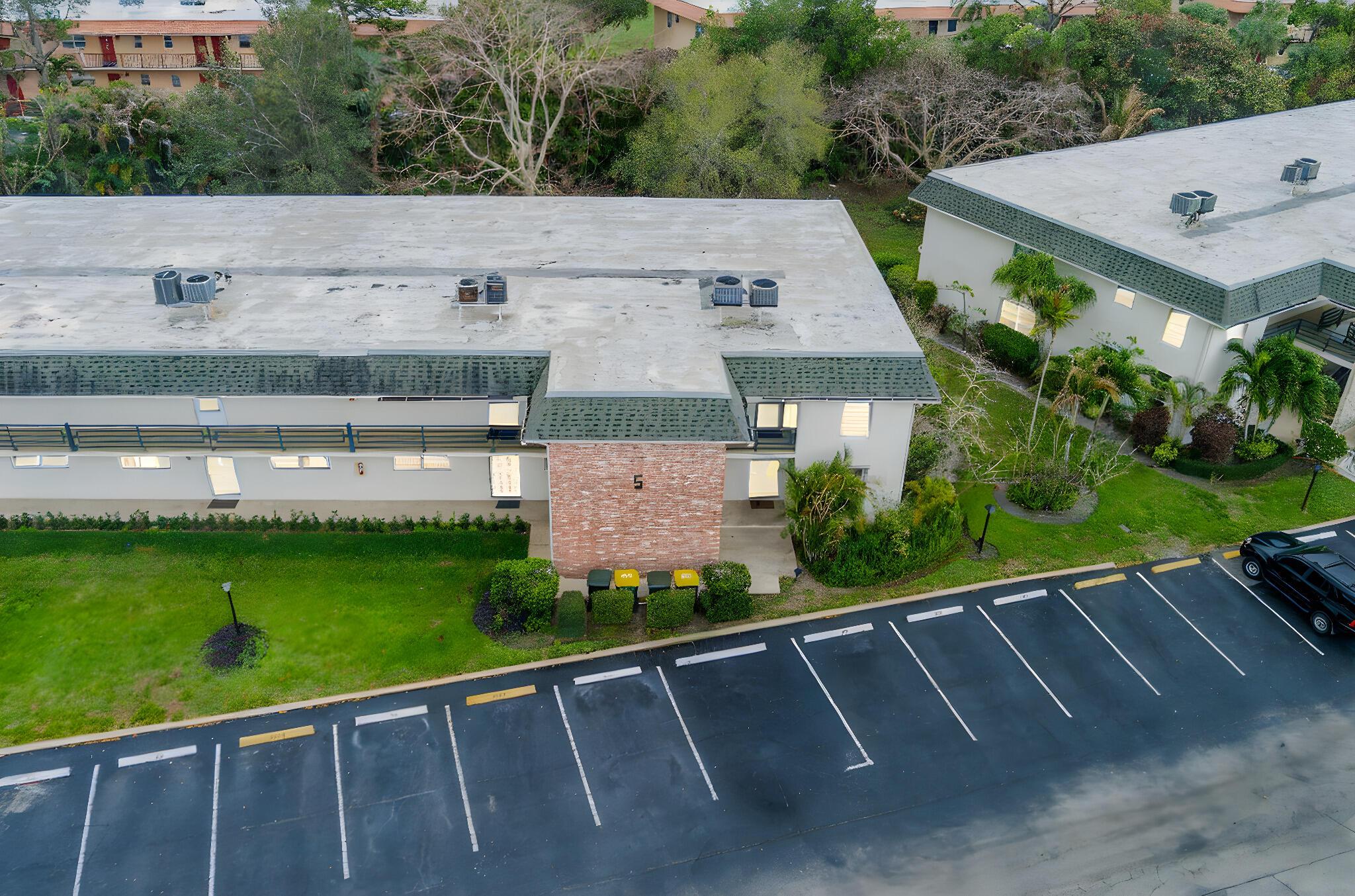 Image 2: 37-web-or-mls-1900-s-kanner-hwy