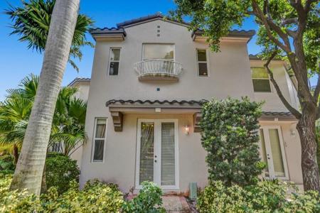 1900 Oceanwalk Lane