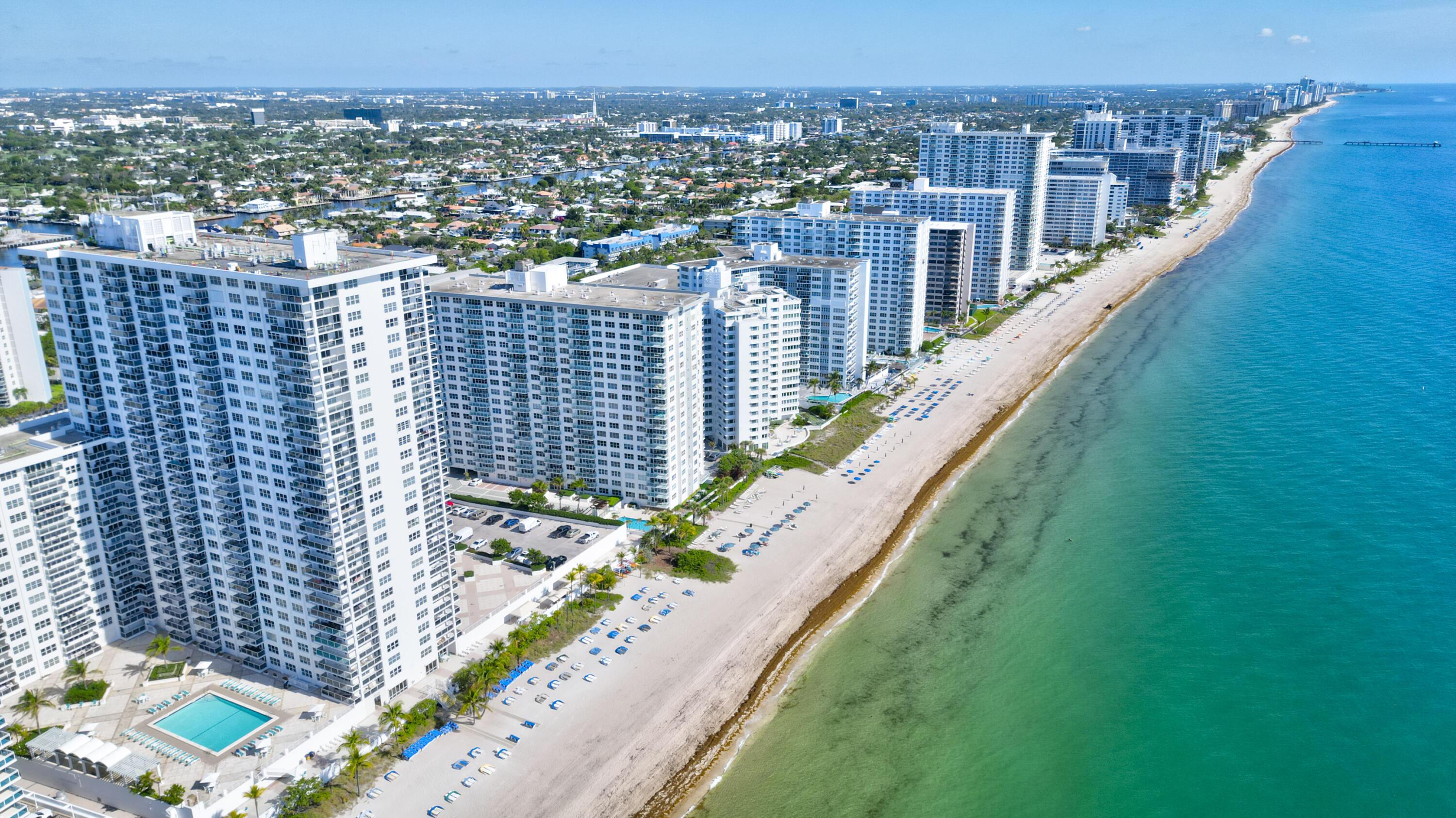 Image 4: 3500 Galt Ocean Dr carlos-15