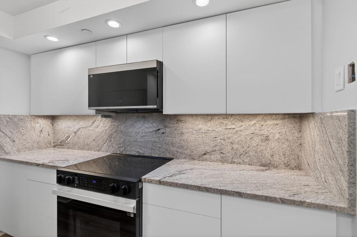 Image 3: 4-web-or-mls-320A6805