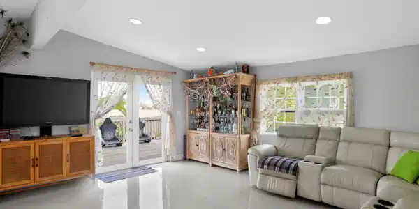 Image 4: 11_27910_Porgie_Path_Summerland_Key_FL_3