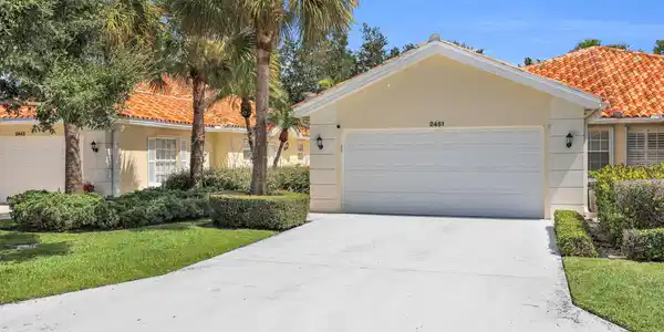 2451 SW PARKSIDE Drive