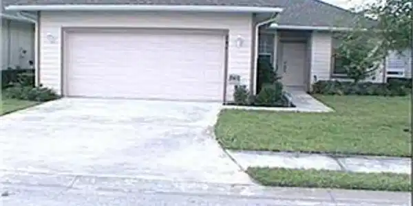 241 Hawthorne Lane