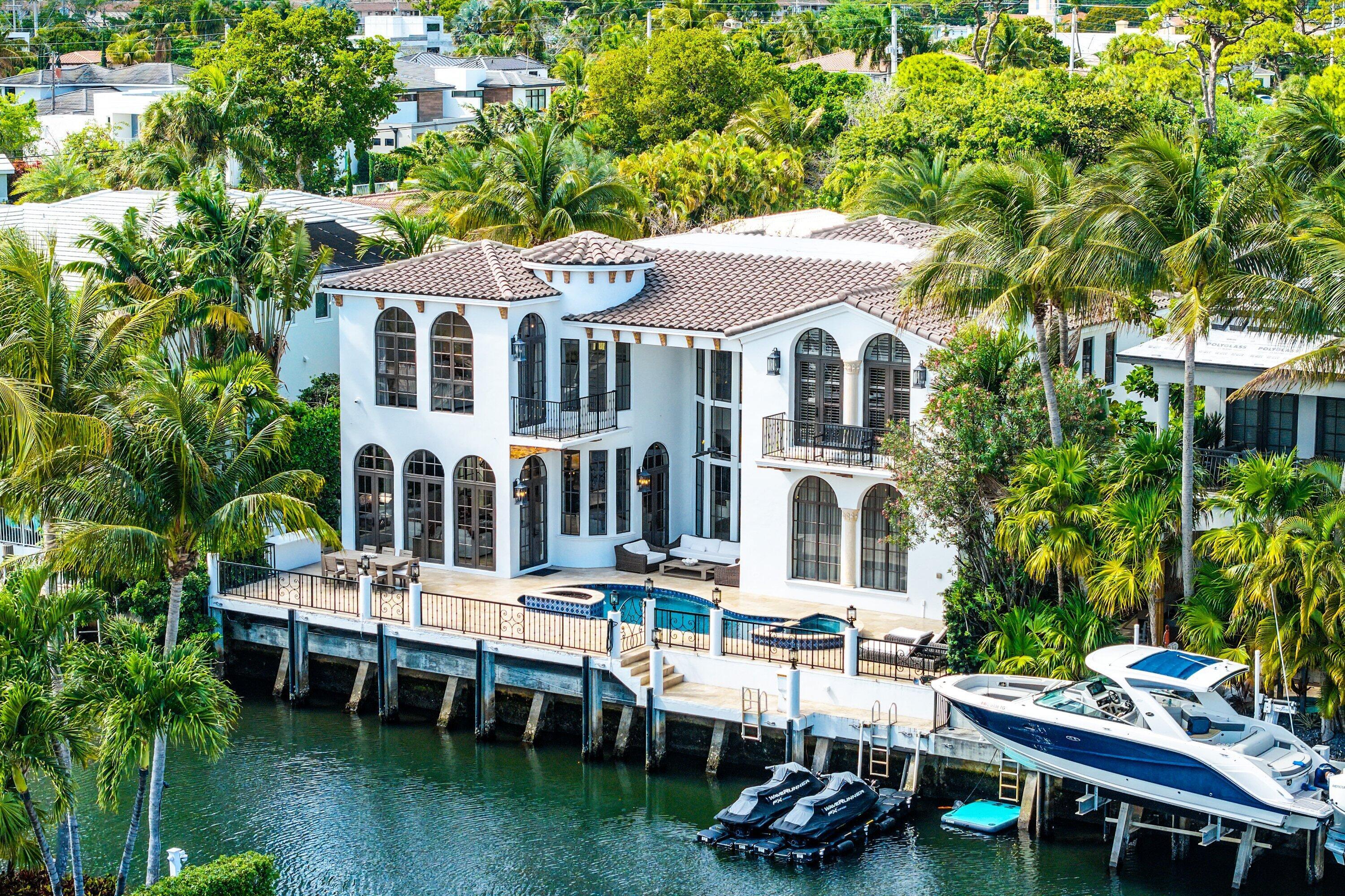 Image 1: 081-520NortheastWaterwayLane-BocaRaton-F