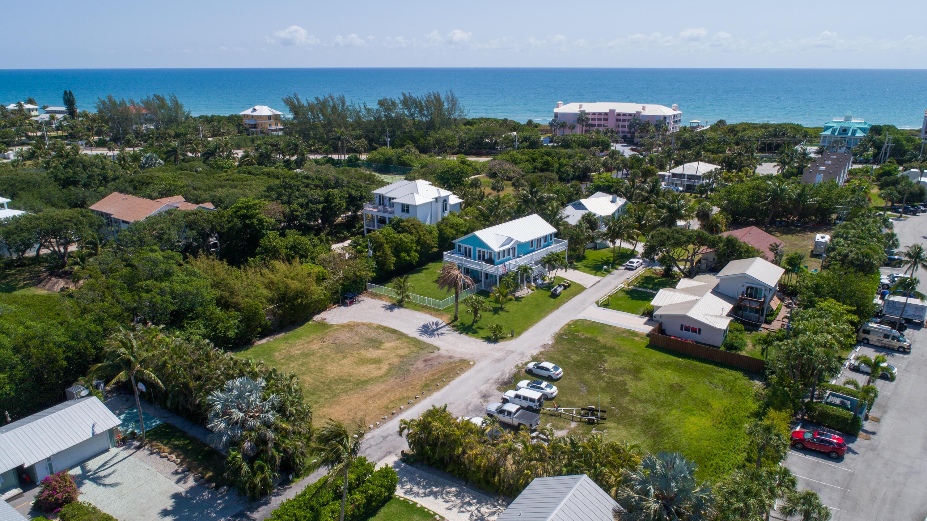 Image 2: 5157 NE Shore Village Terrace-print-001-