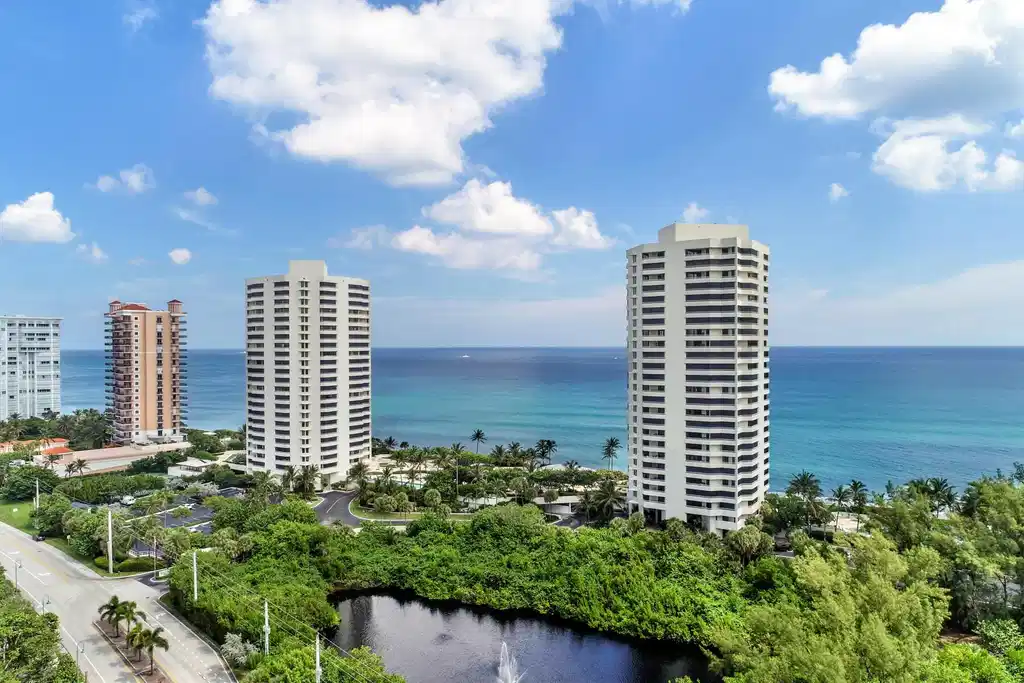 Image 1: Seawinds Condominium