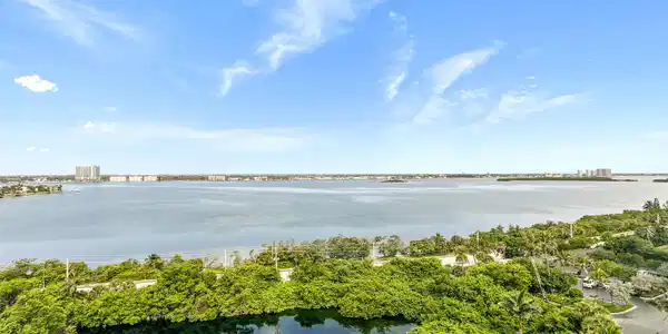 Image 3: view north of intracoastal and pond