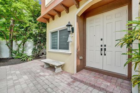 804 NE 7th Street