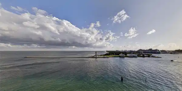 Image 4: Photo 4