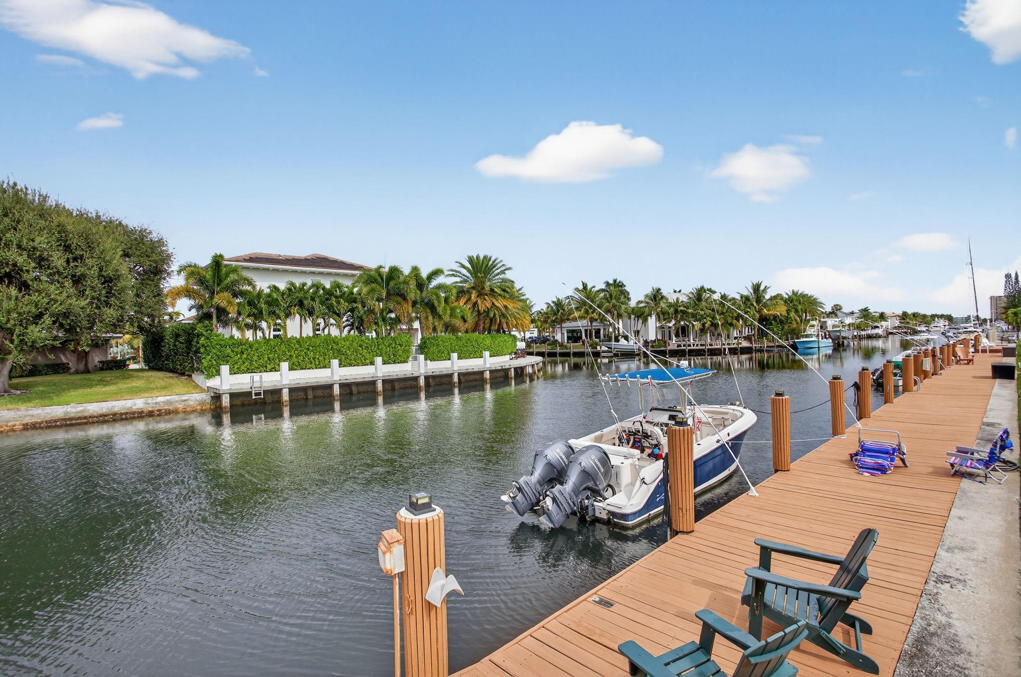 Image 2: Direct to Intercoastal and Ocean