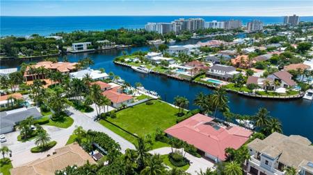 3020 NE 44th Street