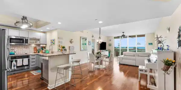 2650 Lake Shore Drive