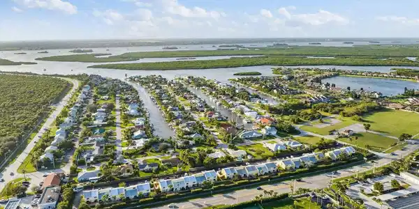 2707 N Highway A1a