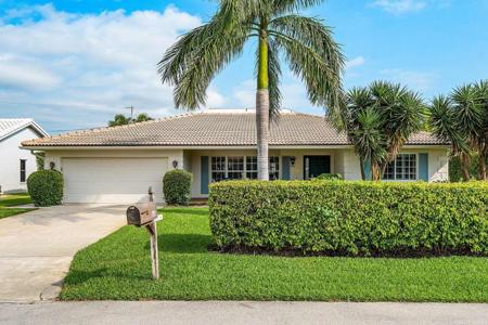 899 Barcelona Drive