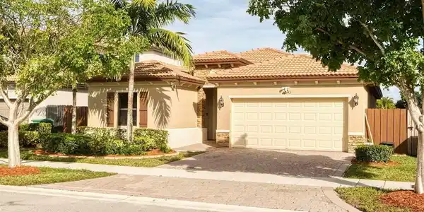 23343 SW 118th Place