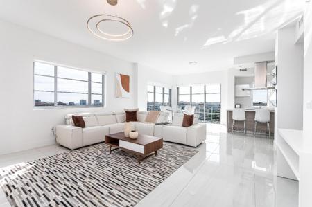 155 E Boca Raton Road