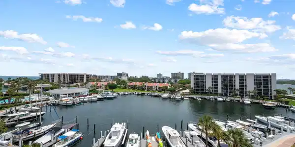 2707 N Ocean Blvd Boulevard
