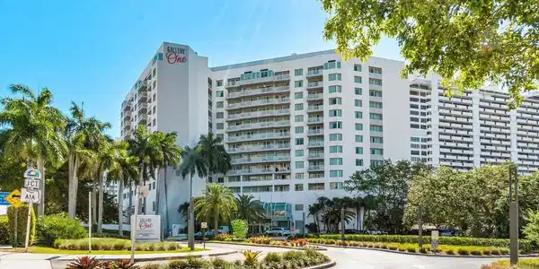 Image 3: 001-2670EastSunriseBoulevard-FortLauderd