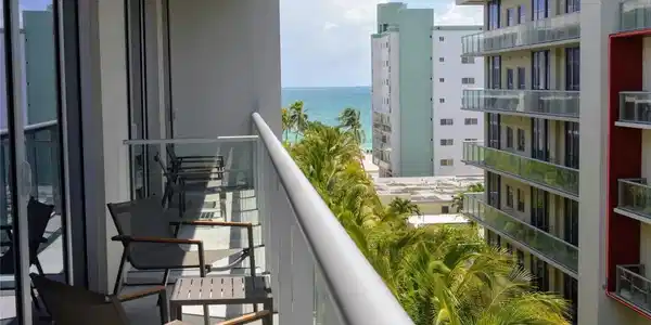 777 N Ocean Drive
