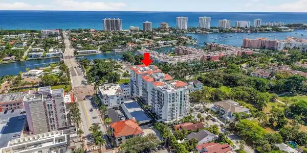 495 E Royal Palm Road