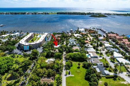 631 Lakeside Harbor