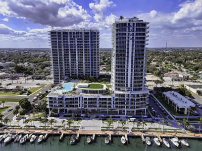 220 Lake Shore Drive
