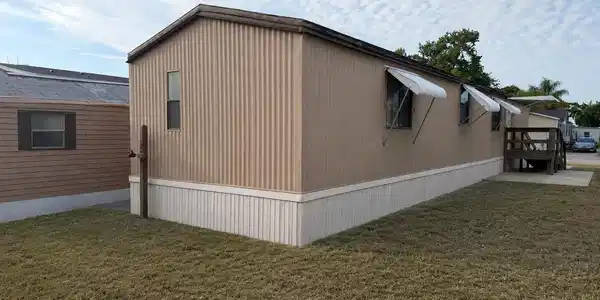 Image 4: 4