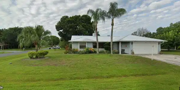 2552 NW Captiva Cove