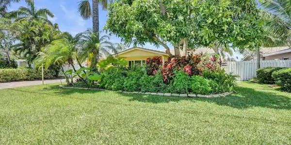 2265 SE 12th Street