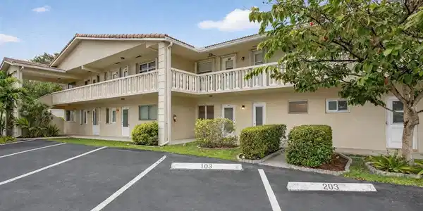 2115 NE 42nd Court