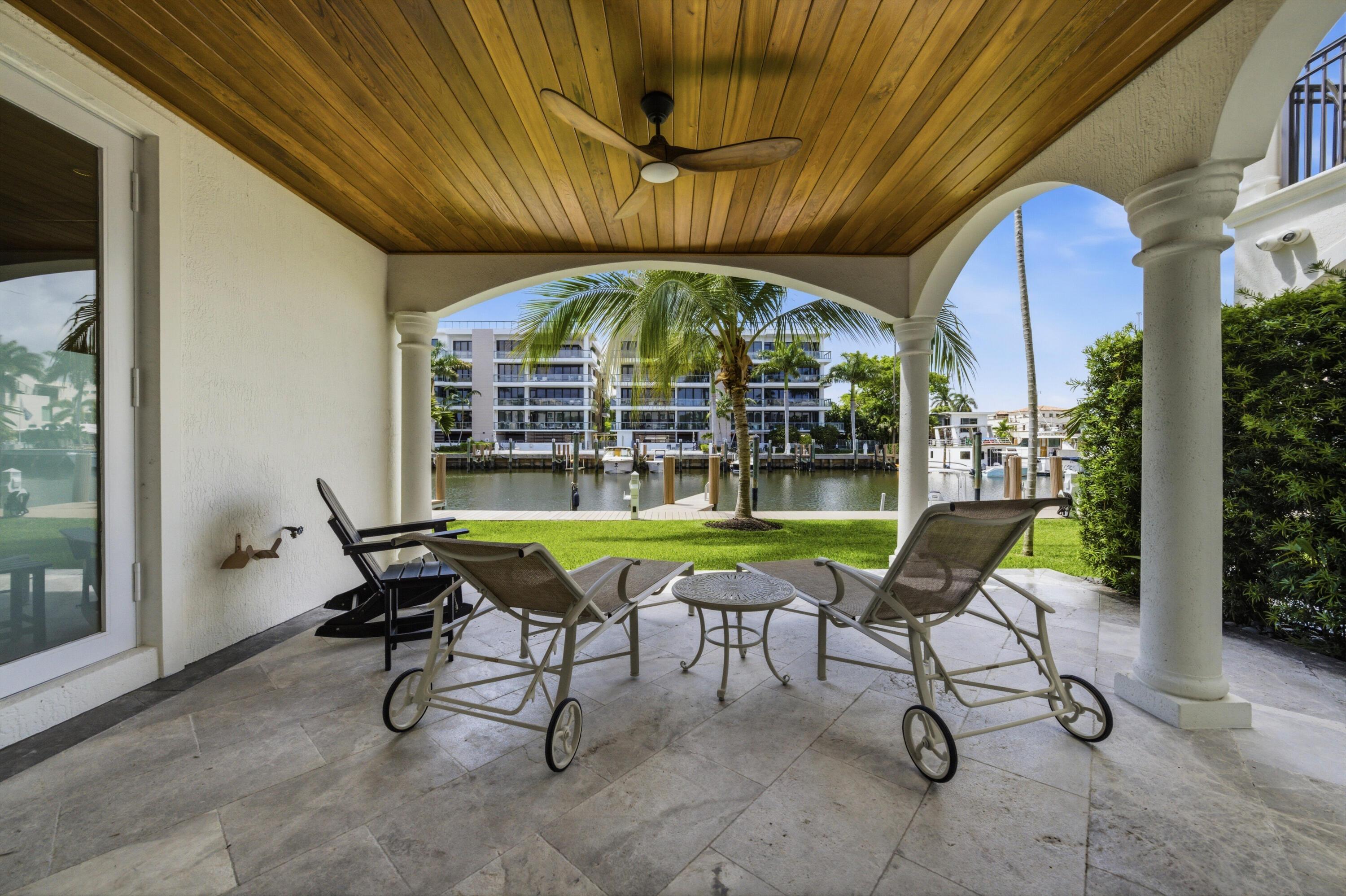 Image 4: Patio