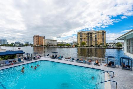 1849 S OCEAN DR
