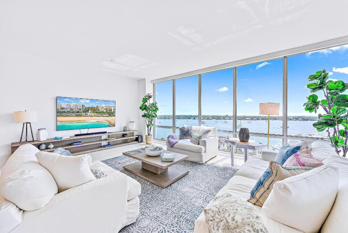 Image 3: 3 Water Club Way, #1002-7