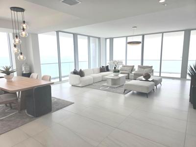 151 N Seabreeze Boulevard
