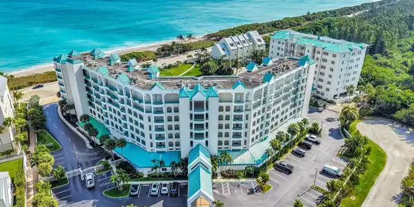 2000 S Highway A1a
