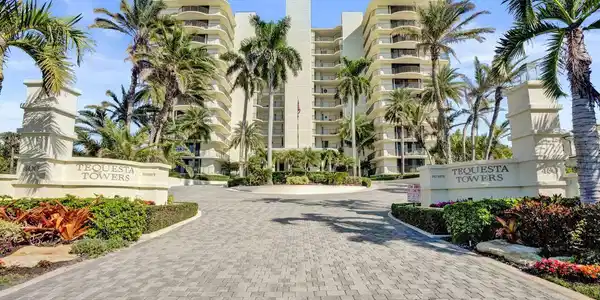 400 Beach Road