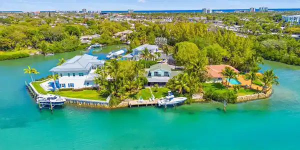 1305 Peninsular Road