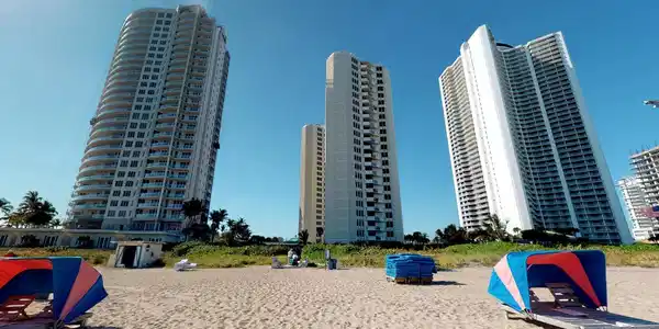 2800 N Ocean Drive