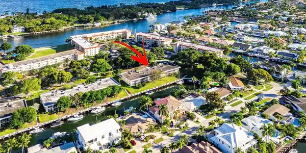 3125 NE 48th Court