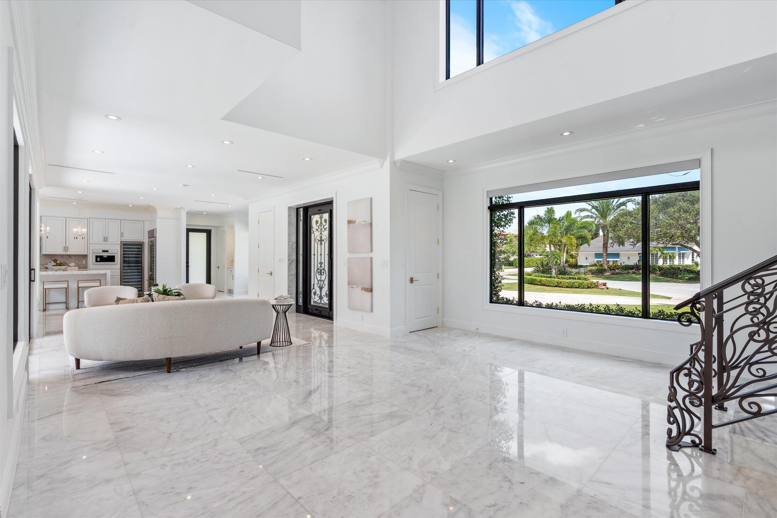 Image 3: 03-11972 SE Tiffany Way Jupiter FL-105