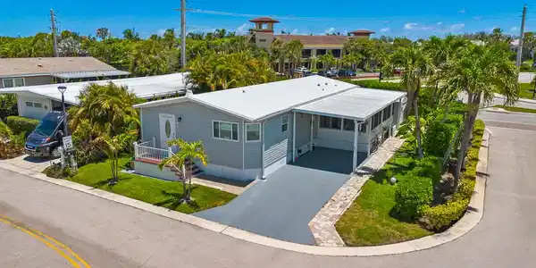 400 N Highway A1a