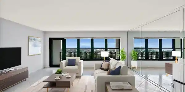3200 Port Royale Dr