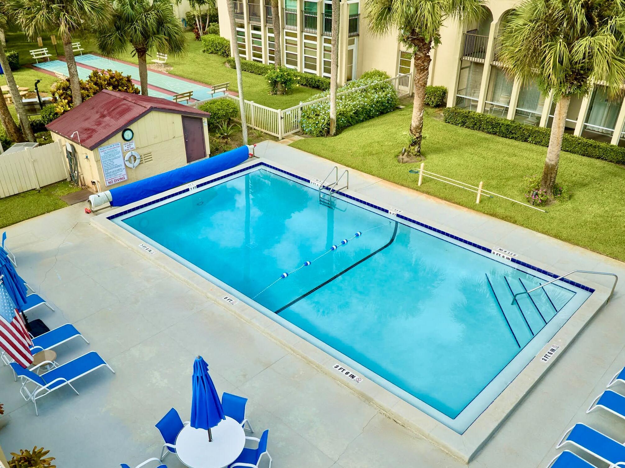Image 2: VILLAMAR 55+ Condo. Approx 3 miles from beaches. C