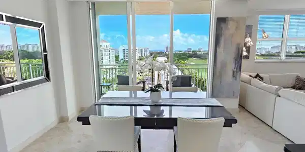 99 SE Mizner Boulevard