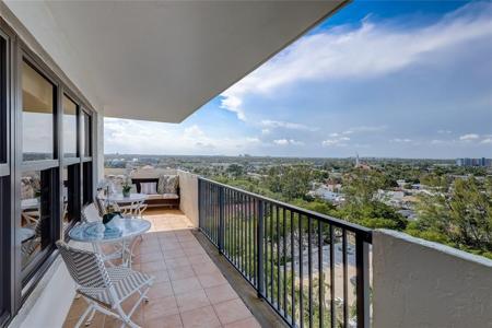 3200 Port Royale Drive