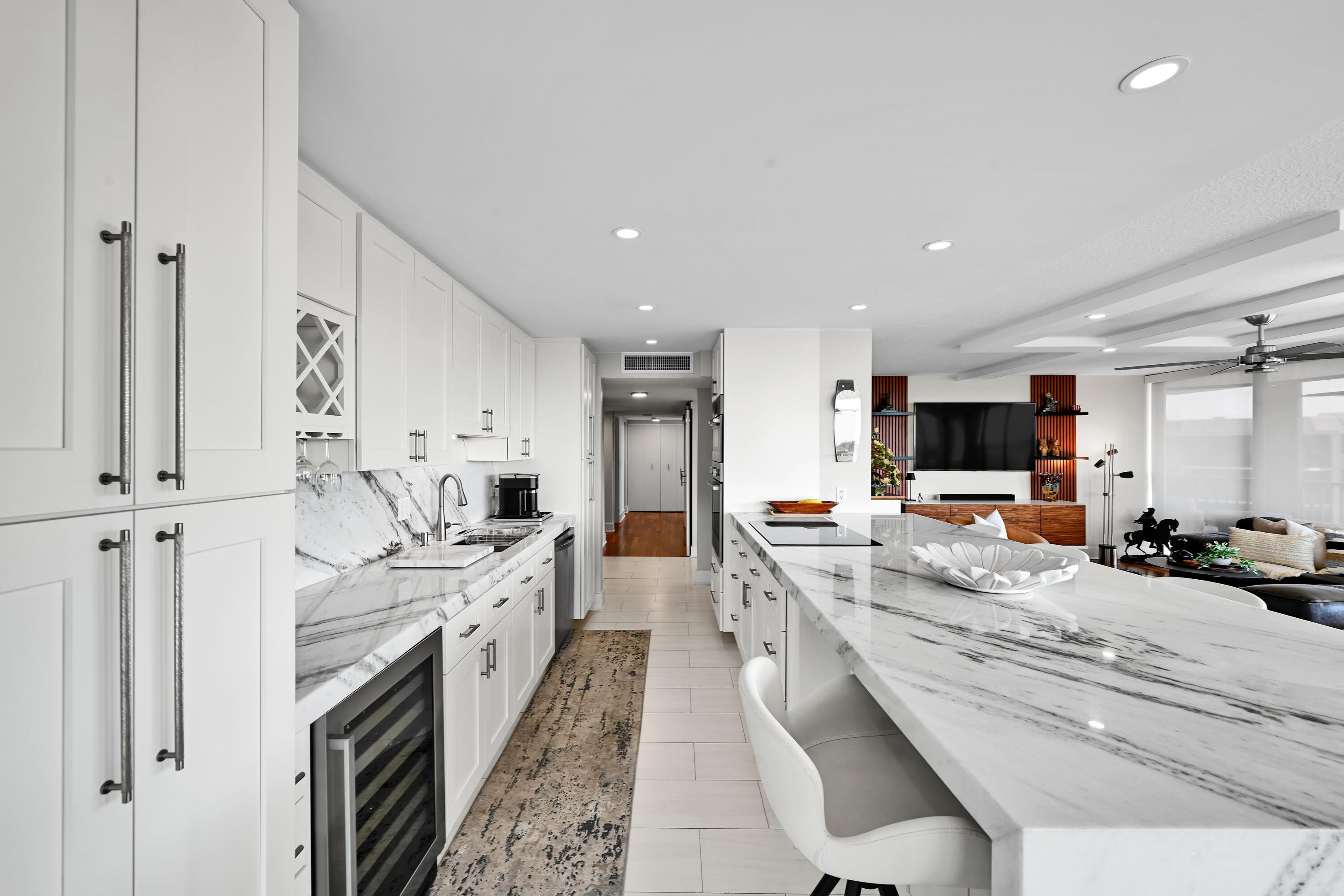 Image 1: 800 Jeffrey St #411 Boca Raton 00011
