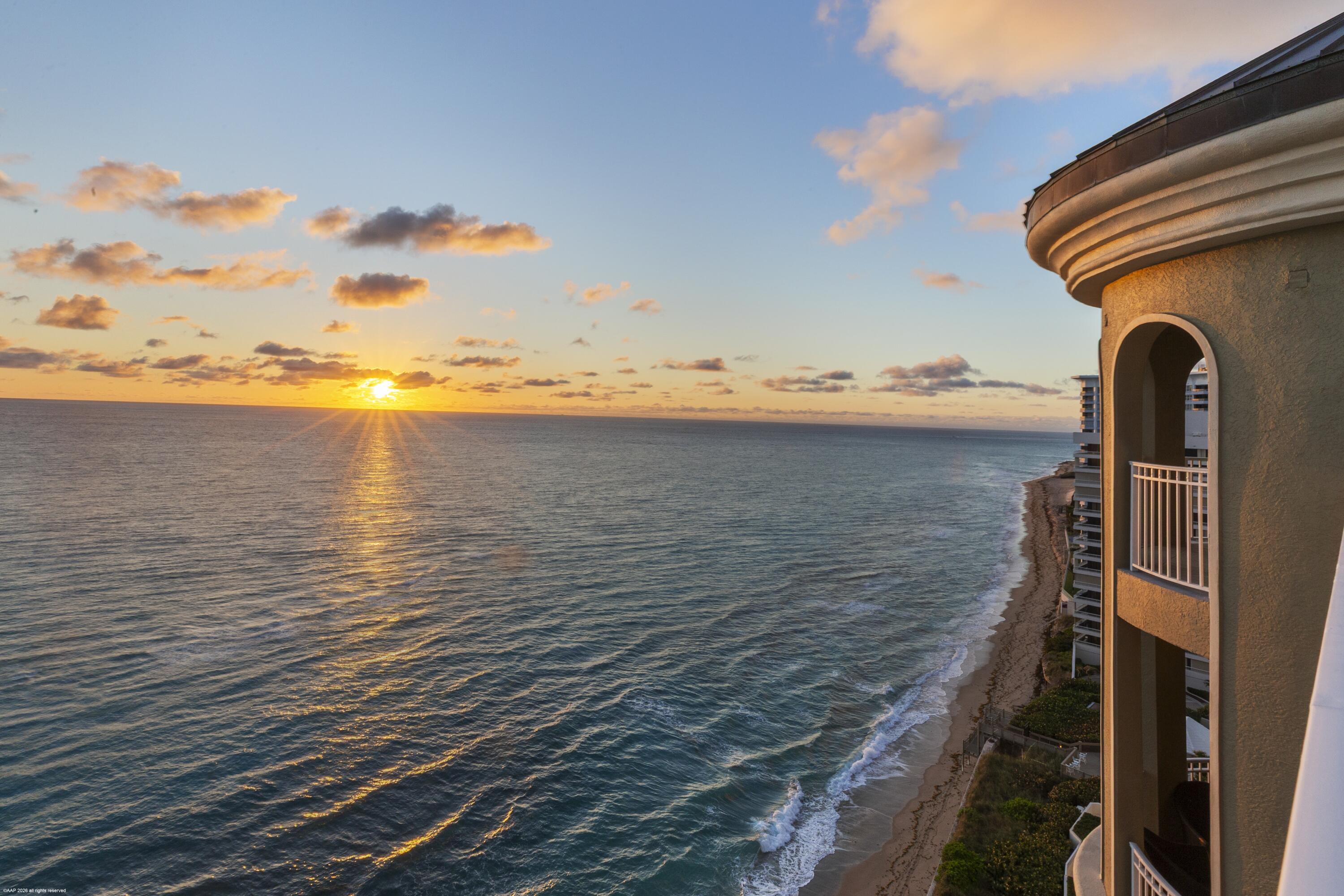 Image 2: 1. 5310 N Ocean Dr #Penthouse 1201 009