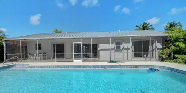 Image 2: 38_house (38)